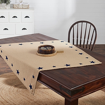 Tablecloths & Toppers