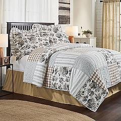 Annie Portabella Floral Patch Queen Quilt 90Wx90L