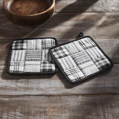 90721-Sawyer-Mill-Black-Pot-Holder-Set-of-2-8x8-4-PC-BOGO-Bundle-image-3