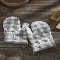 90713-Annie-Buffalo-Check-Grey-Oven-Mitt-Set-of-2-4-PC-Bundle-image-5